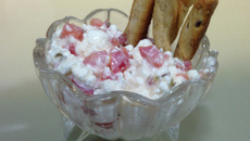 Patê light de queijo cottage com tomate