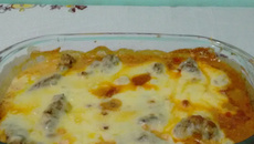 Carne com requeijão ao forno