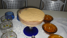 Mousse de maracujá com chocolate