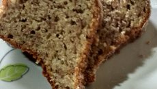 Bolo de banana com maçã