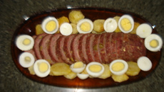 Rocambole de carne moída