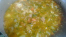 Mocotó com dobradinha, feijão branco e legumes da Vanessa