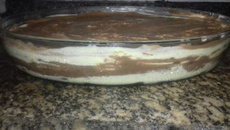 Pavê de chocolate e maracujá
