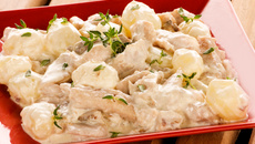 Iscas de peixe com batatas