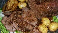 Picanha no forno com molho de cerveja