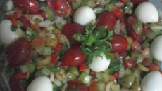 Vinagrete com ovo de codorna