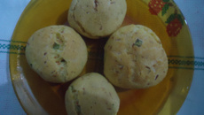 Broinha de fubá de canjica temperada