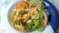 Quiabo com frango desfiado