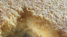 Broa de milho gelada com queijo