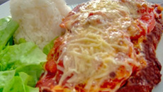 Filé de frango à parmegiana