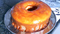 Bolo de fubá com goiabada