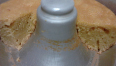 Bolo de cenoura com laranja de liquidificador