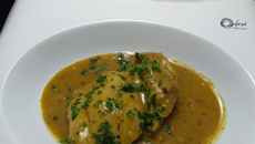 Coxas e Sobrecoxas de Frango ao molho de Cerveja preta