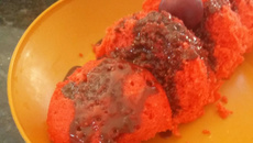 Bolo de caneca de morango