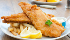 Peixe empanado na airfryer