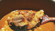 Moela na cerveja preta