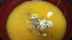 Sopa creme de mandioquinha