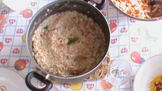 Risoto de tomate com muzzarella e hortelã
