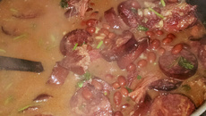 Feijão delicioso (mini feijoada)