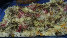 Arroz de forno com presunto e queijo