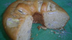 Bolo de banana com passas