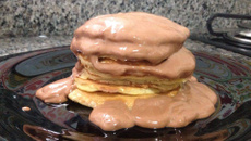 Panqueca de banana com chocolate