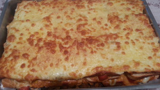 Cachorro quente de forno gratinado