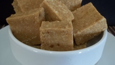 Paçoquinha com leite condensado e bolacha