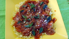 Espaguete com molho ao sugo