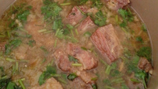 Costela de boi na panela de pressão sem água