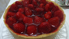 Torta gelada de morango