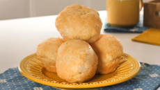 Pão de queijo rápido no liquidificador