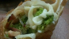 Pastel de brócolis prático e delicioso