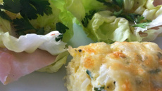 Omelete de forno light com couve-flor