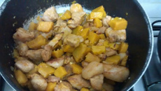 Cabotiá com porquinho