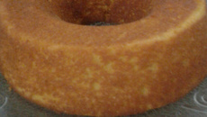 Broa de fubá com queijo