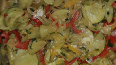 Escabeche de abobrinha com pimentões