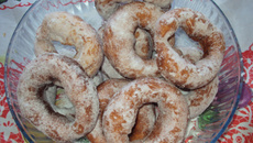 Rosquinha frita nevada