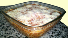 Espaguete à bolonhesa caseiro da Aline Prado