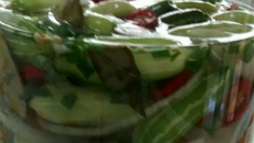 Conserva de pepino japonês