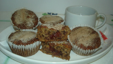 Muffin de banana recheado com goiabada