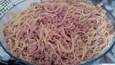 Espaguete com pernil