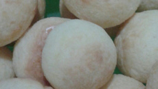 Pão de queijo caseiro sem amassar com a mão