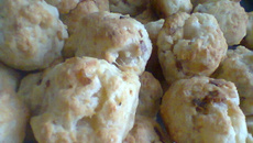 Pão de queijo com bacon