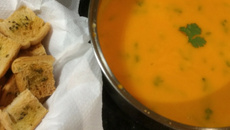 Sopa de legumes com jerimum (abóbora)