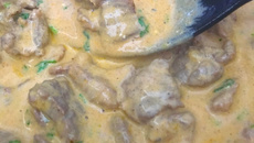 Estrogonofe de carne prático