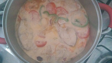 Peixe com camarão ao leite de coco