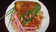 Macarrão com empanado