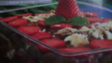 Supresa de morango e bombom