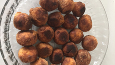 Bolinho de bacalhau com aipim
